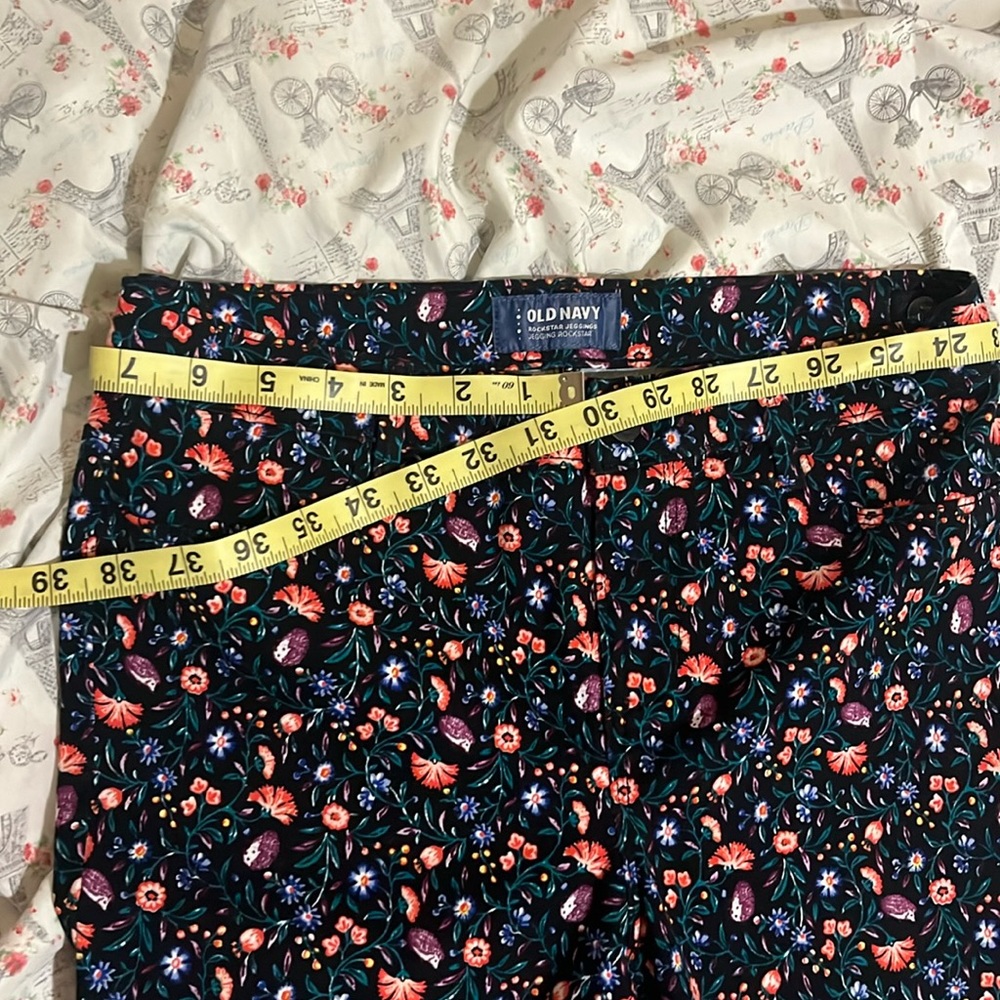 Spring time beautyfull multi coloured girls pant
